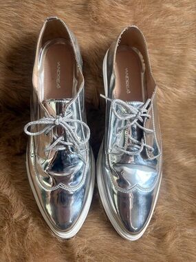 ANDREA FENZI Shiny Silver Lace-Up Women's Loafers